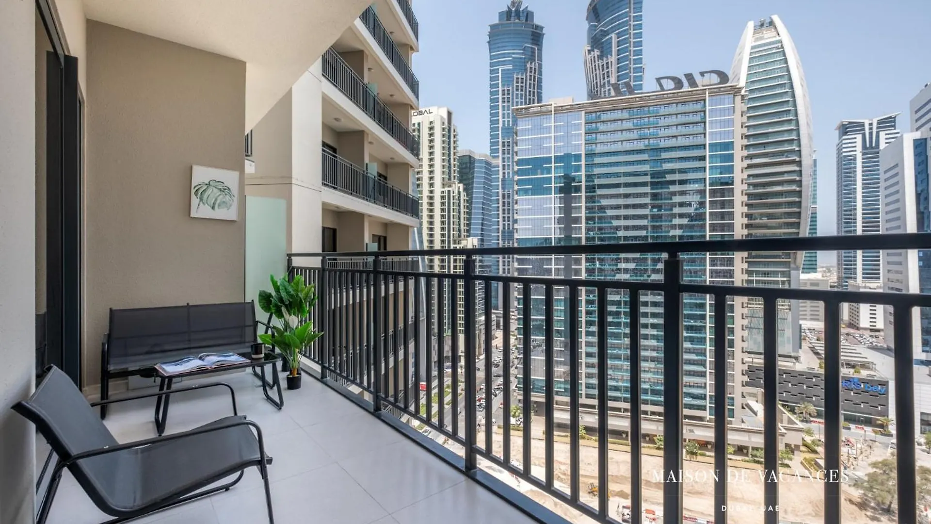 Cozy 1 Bedroom In Business Bay Dubai